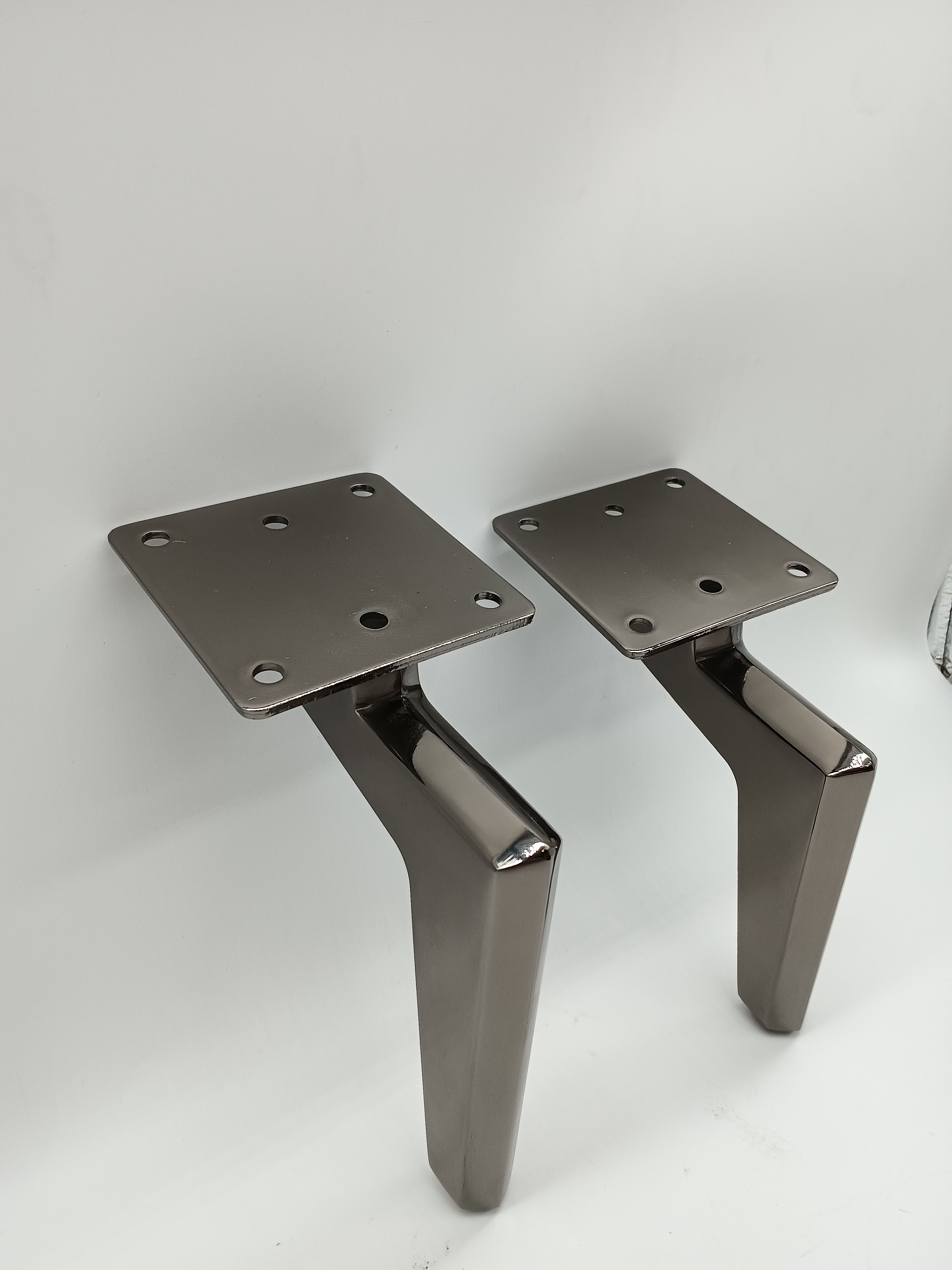 높이 150mm 스테인레스 스틸 가구 다리 조정 가능한 금속 소파 다리 